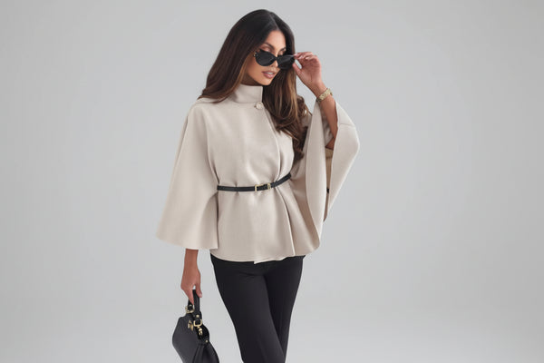 Ника - Стилно яке с пеперудени ръкави и колан