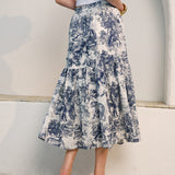 Пола с цветен принт и волани
