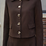 Яке с метални копчета и яка