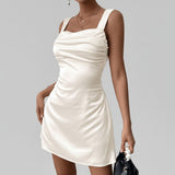 Мини рокля без гръб с намачкан ефект и връзки