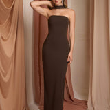 Дълга Bodycon рокля с халтер и цепка