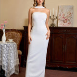 Дълга Bodycon рокля с халтер и цепка