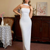 Дълга Bodycon рокля с халтер и цепка