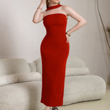 Дълга Bodycon рокля с халтер и цепка