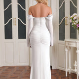 Рокля с Off Shoulder дизайн и цип на гърба, дълги мрежести ръкави