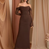 Рокля с Off Shoulder дизайн и цип на гърба, дълги мрежести ръкави