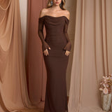 Рокля с Off Shoulder дизайн и цип на гърба, дълги мрежести ръкави