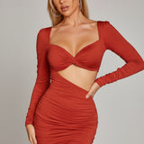 Bodycon рокля с изрязана талия и открит гръб